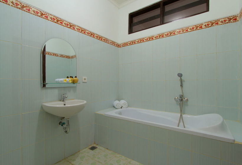 بنسيون Alamanda Town House