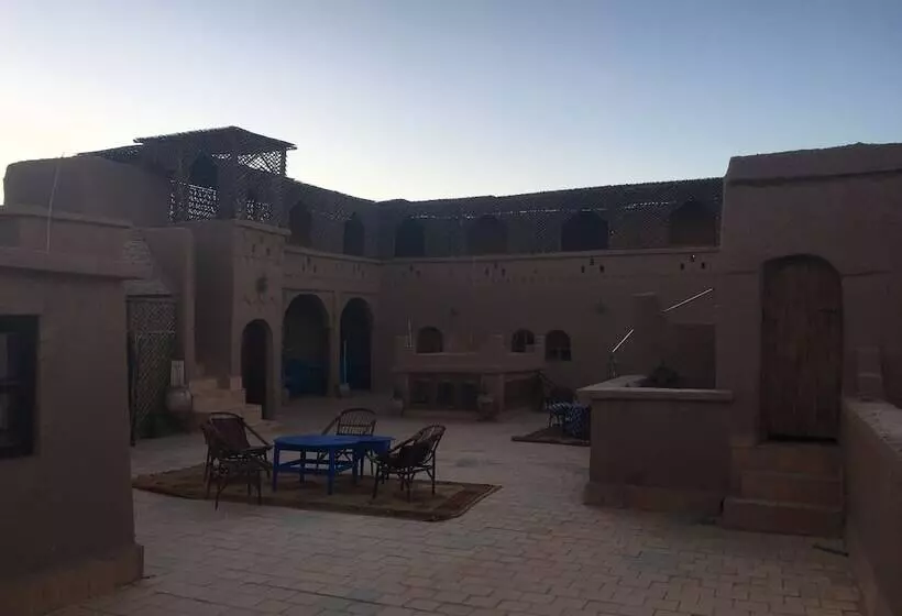 ペンション Kasbah Ziwana