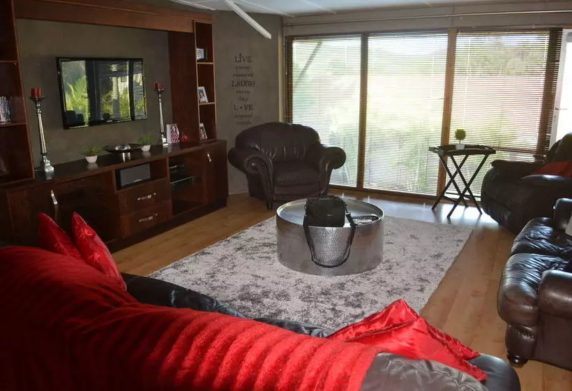 Skylink Holiday Accommodation