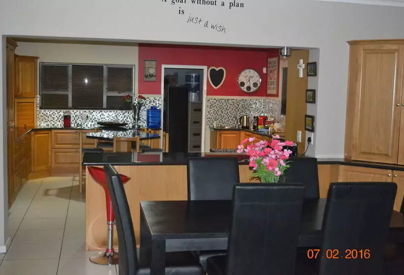 Skylink Holiday Accommodation