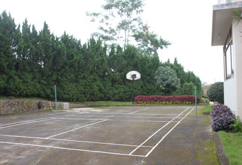 Villa Sophia Cimacan Puncak