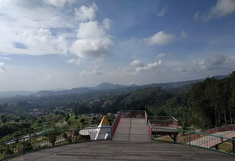 Villa Sophia Cimacan Puncak
