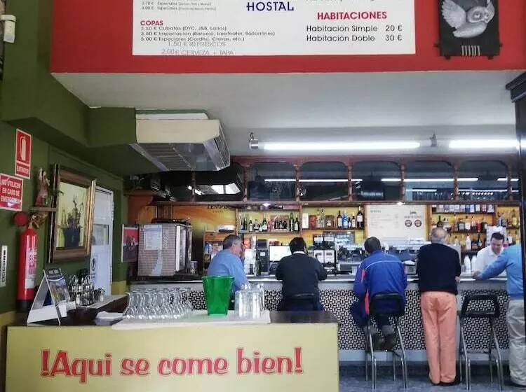 هاستل 24h Hostal Antequera