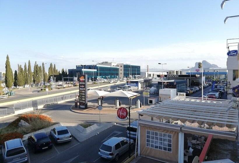 فندق صغير 24h Hostal Antequera