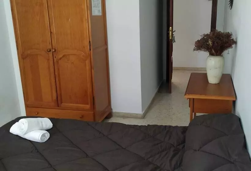 هاستل 24h Hostal Antequera