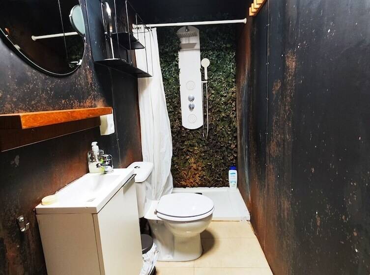 Hostel Café Frenteabastos