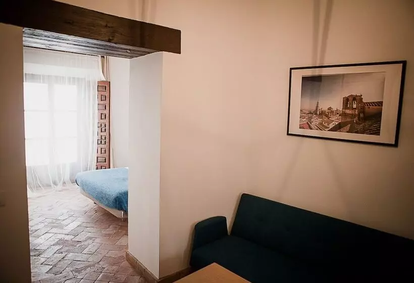 Hostel Café Frenteabastos