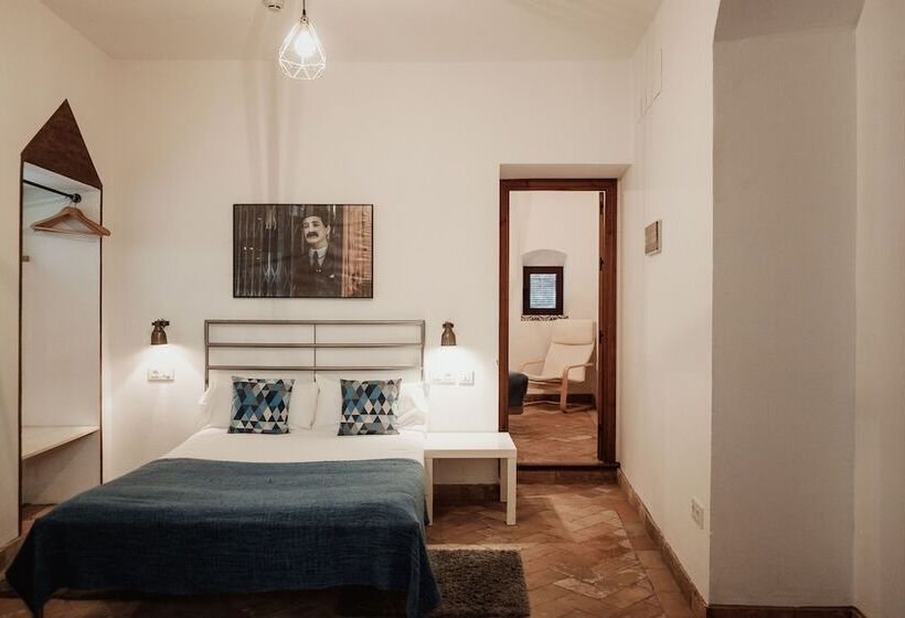 Hostel Café Frenteabastos