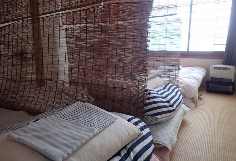 Guest House Shikotsu Kamui   Hostel