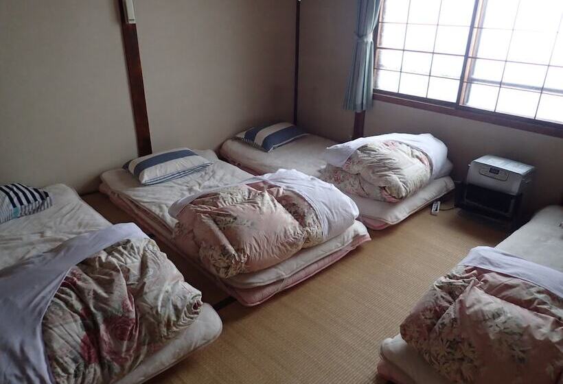 Guest House Shikotsu Kamui   Hostel