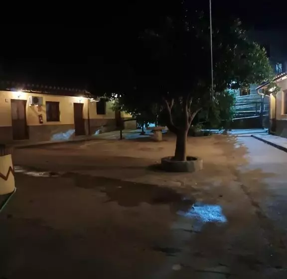 ユースホステル Hosteria La Higuera