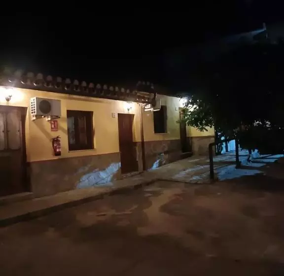 ユースホステル Hosteria La Higuera