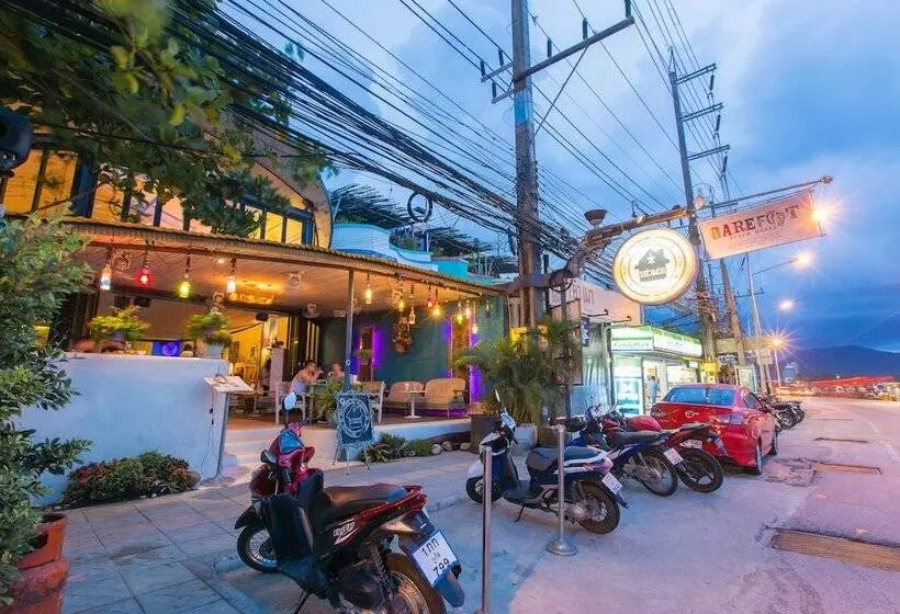 Barefoot Hotel Kalim Beach Front