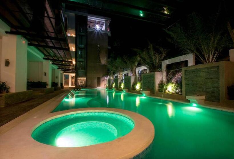 בית מלון כפרי Boracay Haven Suites