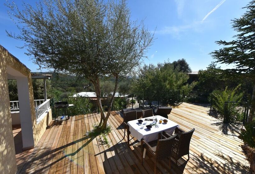 בית מלון כפרי Résidence Chiar  Di Luna