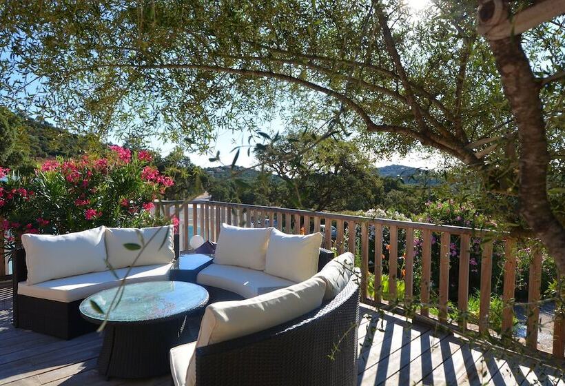 בית מלון כפרי Résidence Chiar  Di Luna