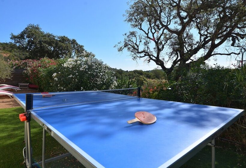 בית מלון כפרי Résidence Chiar  Di Luna