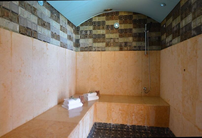 בית מלון כפרי Résidence Chiar  Di Luna