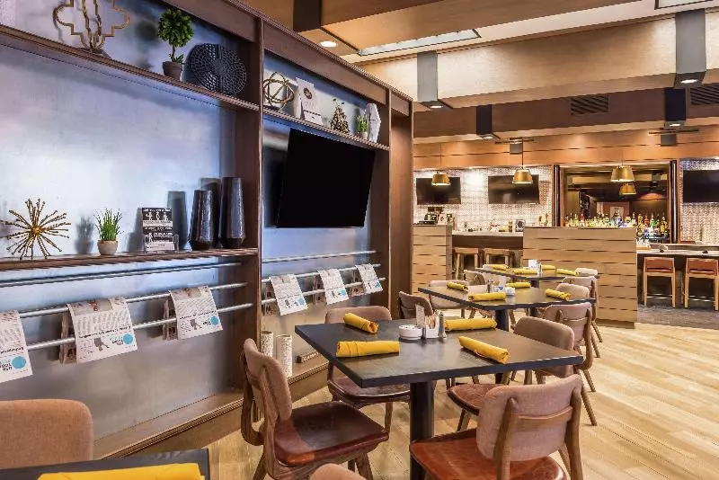 Hotelli Doubletree By Hilton Lafayette East, In