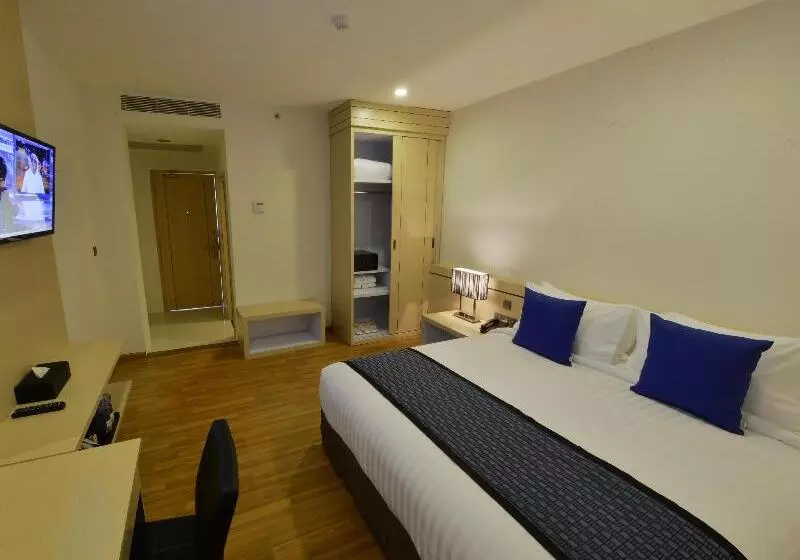 Holly Hotel Myanmar