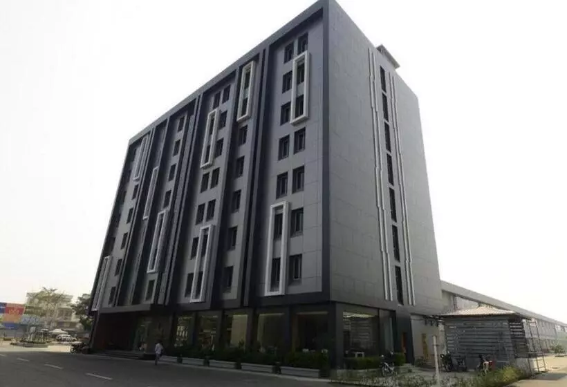 Holly Hotel Myanmar