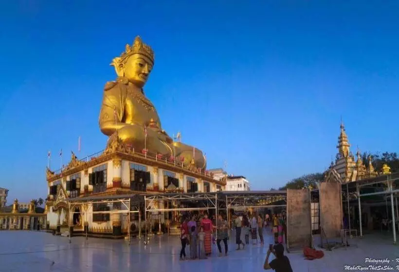 Holly Hotel Myanmar
