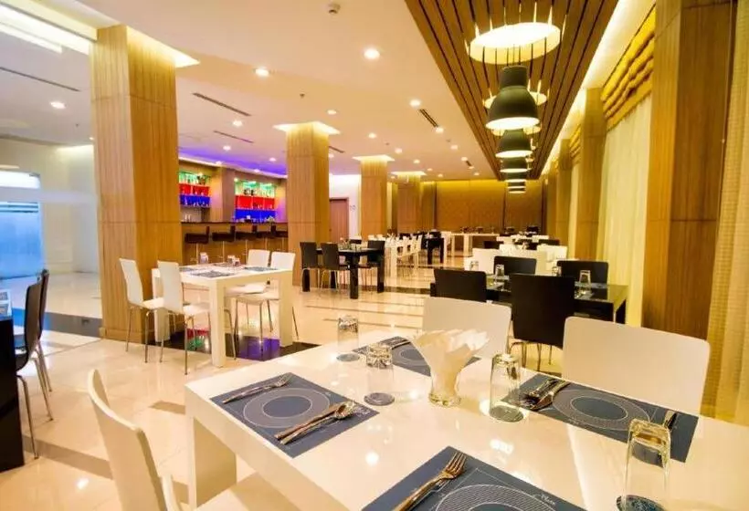 Holly Hotel Myanmar