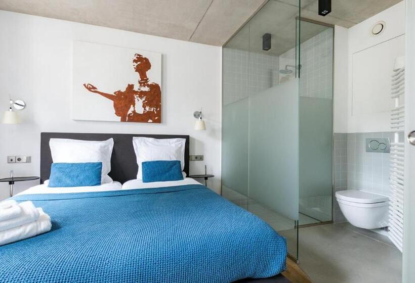 هتل La Pipistrelle