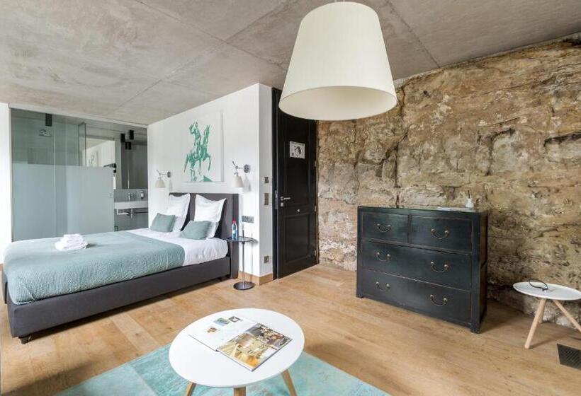 هتل La Pipistrelle