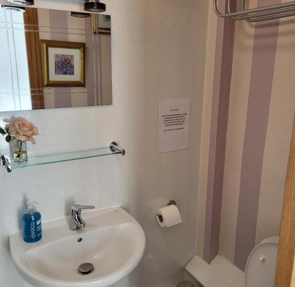 בית מלון כפרי Macbeth Arms