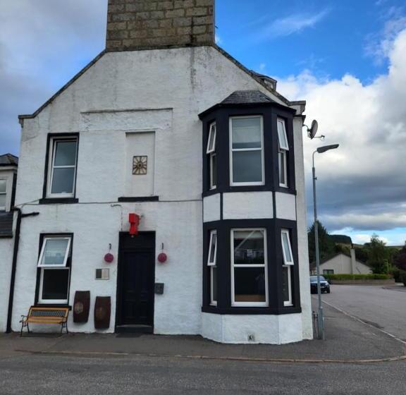 בית מלון כפרי Macbeth Arms