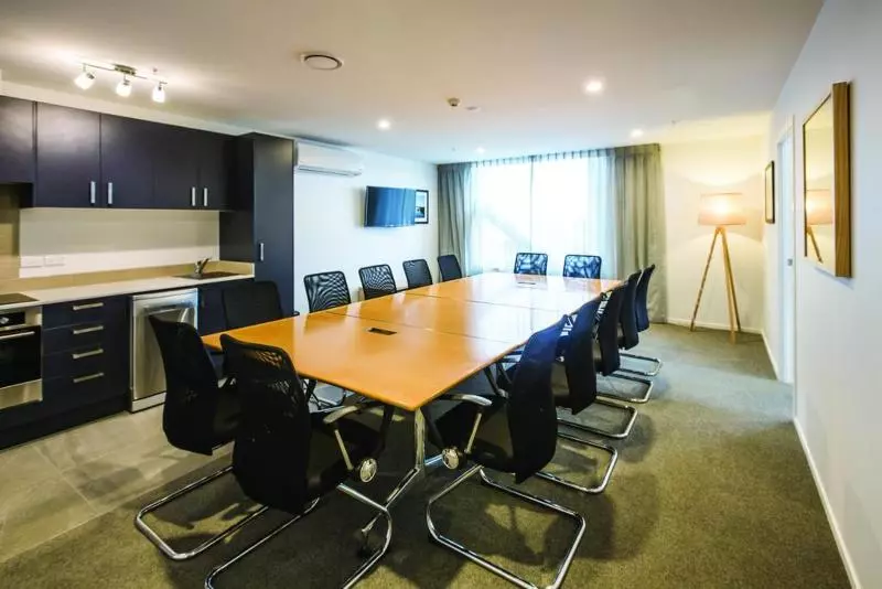 Hotelli Ramada Suites By Wyndham Albany