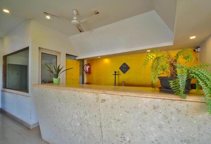 Morjim Holiday Beach Resort