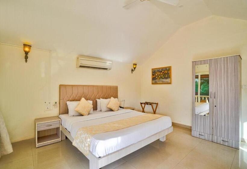 Morjim Holiday Beach Resort