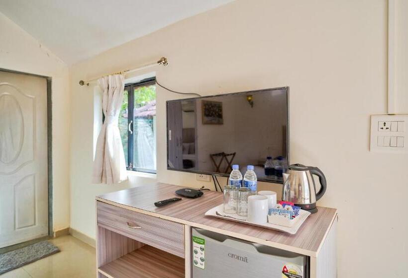 Morjim Holiday Beach Resort