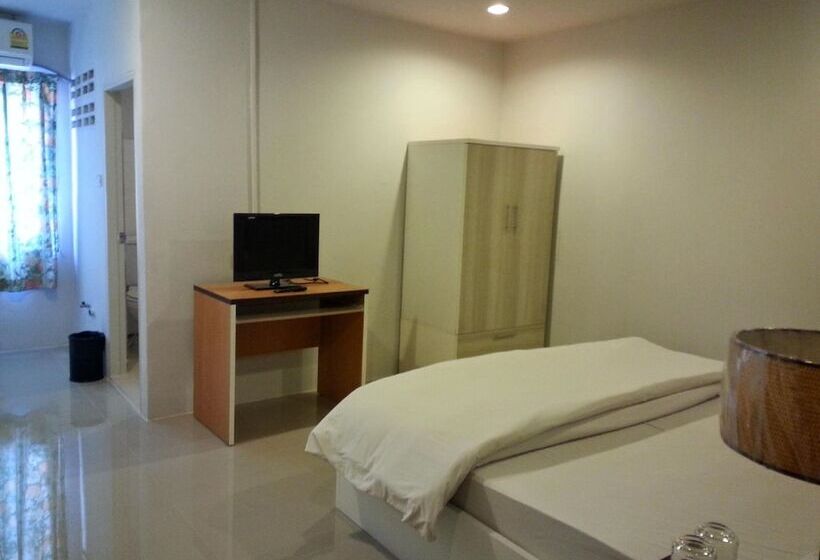 פנסיון Freesia Guesthouse Suvarnabhumi