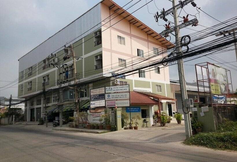 פנסיון Freesia Guesthouse Suvarnabhumi