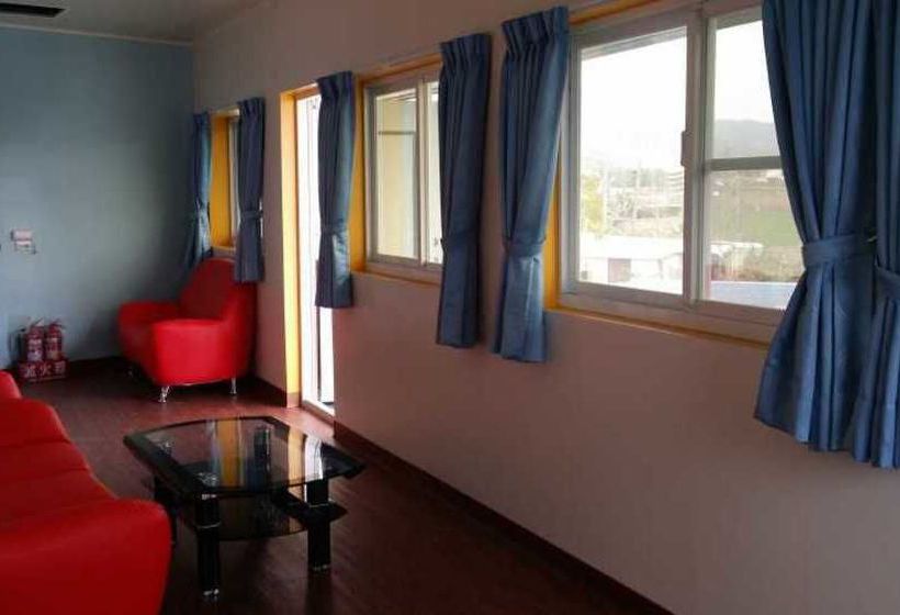 پانسیون Kenting Youngster Hostel