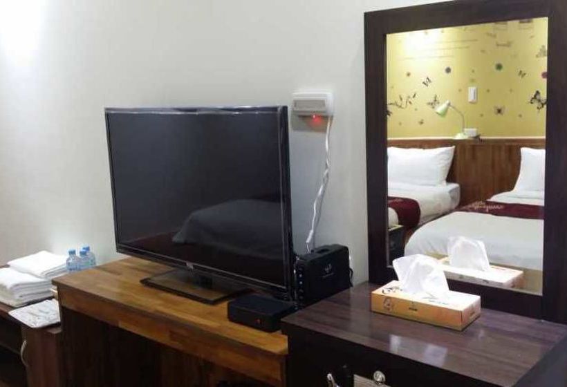 پانسیون Kenting Youngster Hostel