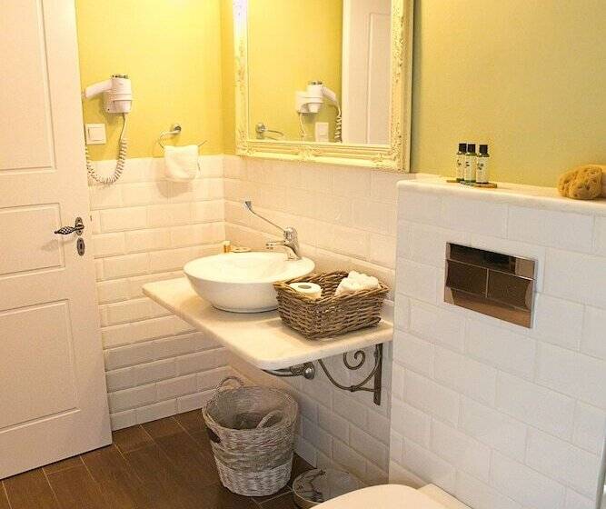 Petra Boutique Homes