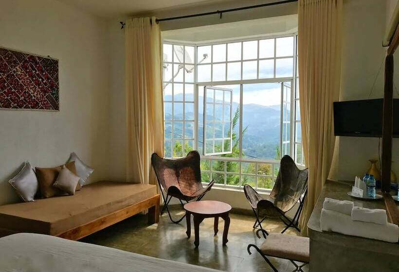 Отель Club Lespri