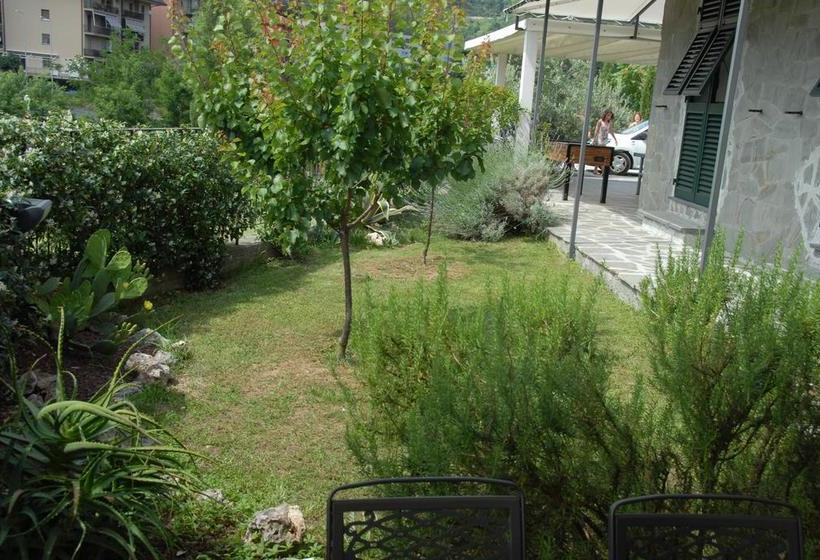 민박 Bed&Breakfast Villa Luisa