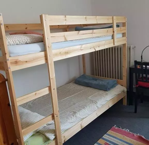 تختخواب و صبحانه Guesthouse La Rocca