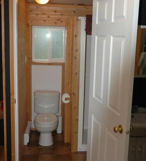 مبيت وإفطار The Rusty Antler Cabin