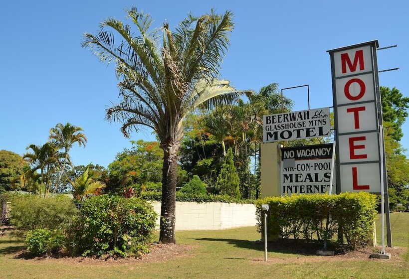Beerwah Glasshouse Motel