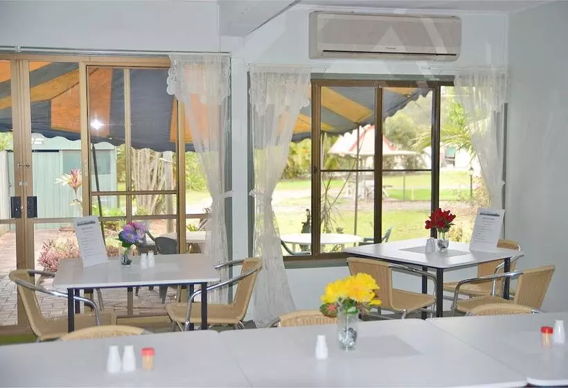 Beerwah Glasshouse Motel