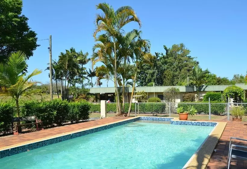 Beerwah Glasshouse Motel