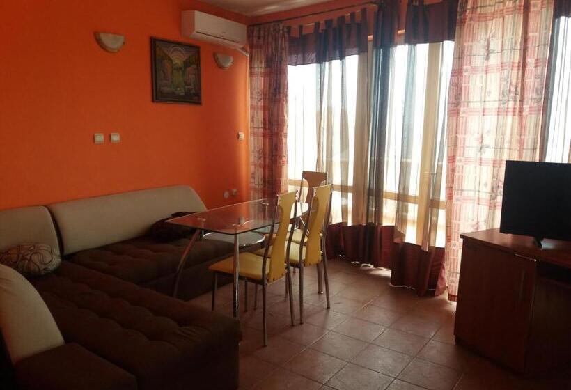 Family Hotel Casablanca Green