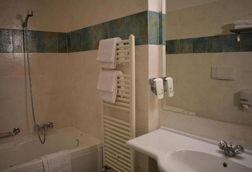 فندق Baffo Rosso