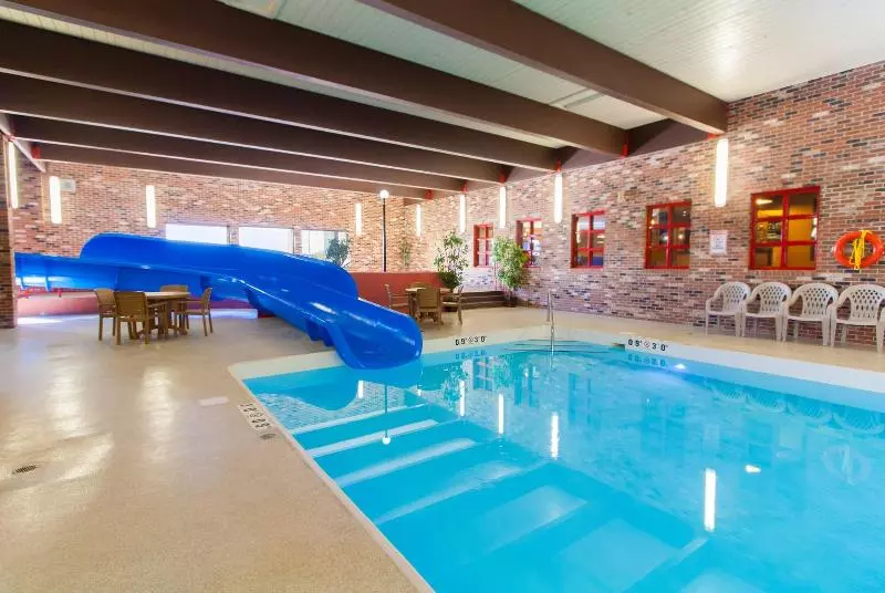 Hotel Bcminns  Lloydminster